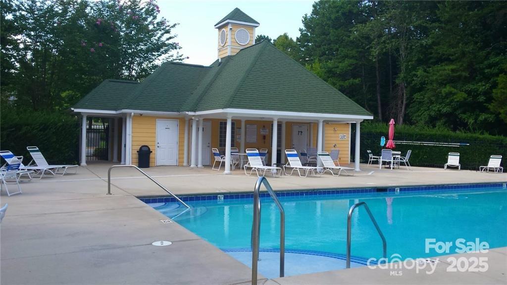 The Gates - Residential