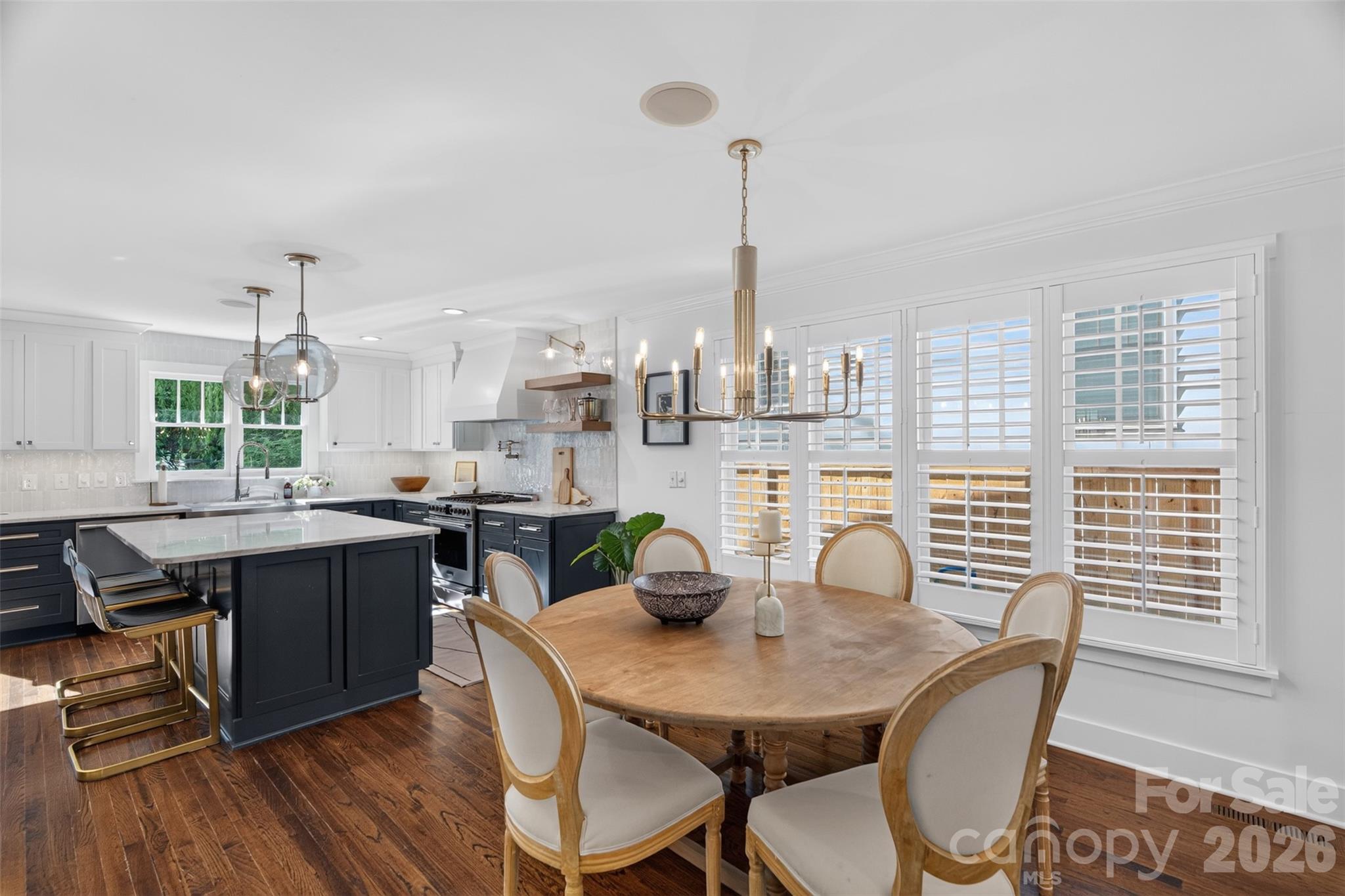 1916 S Mint Street