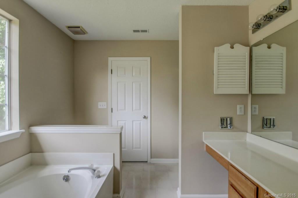 Harris Pointe - Residential