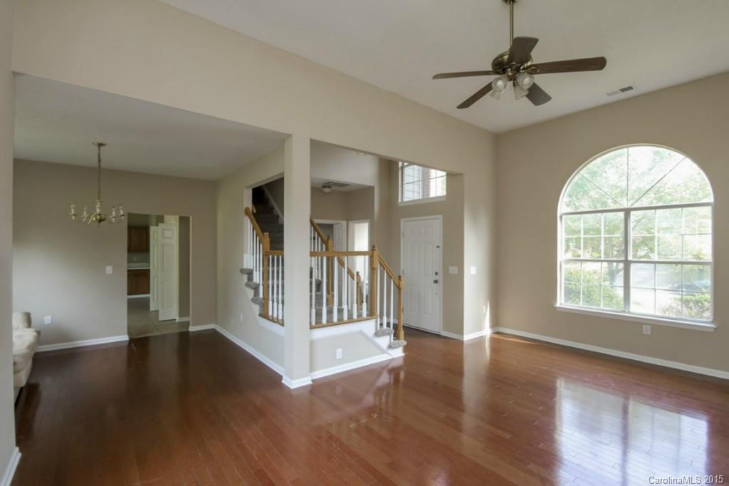 Harris Pointe - Residential