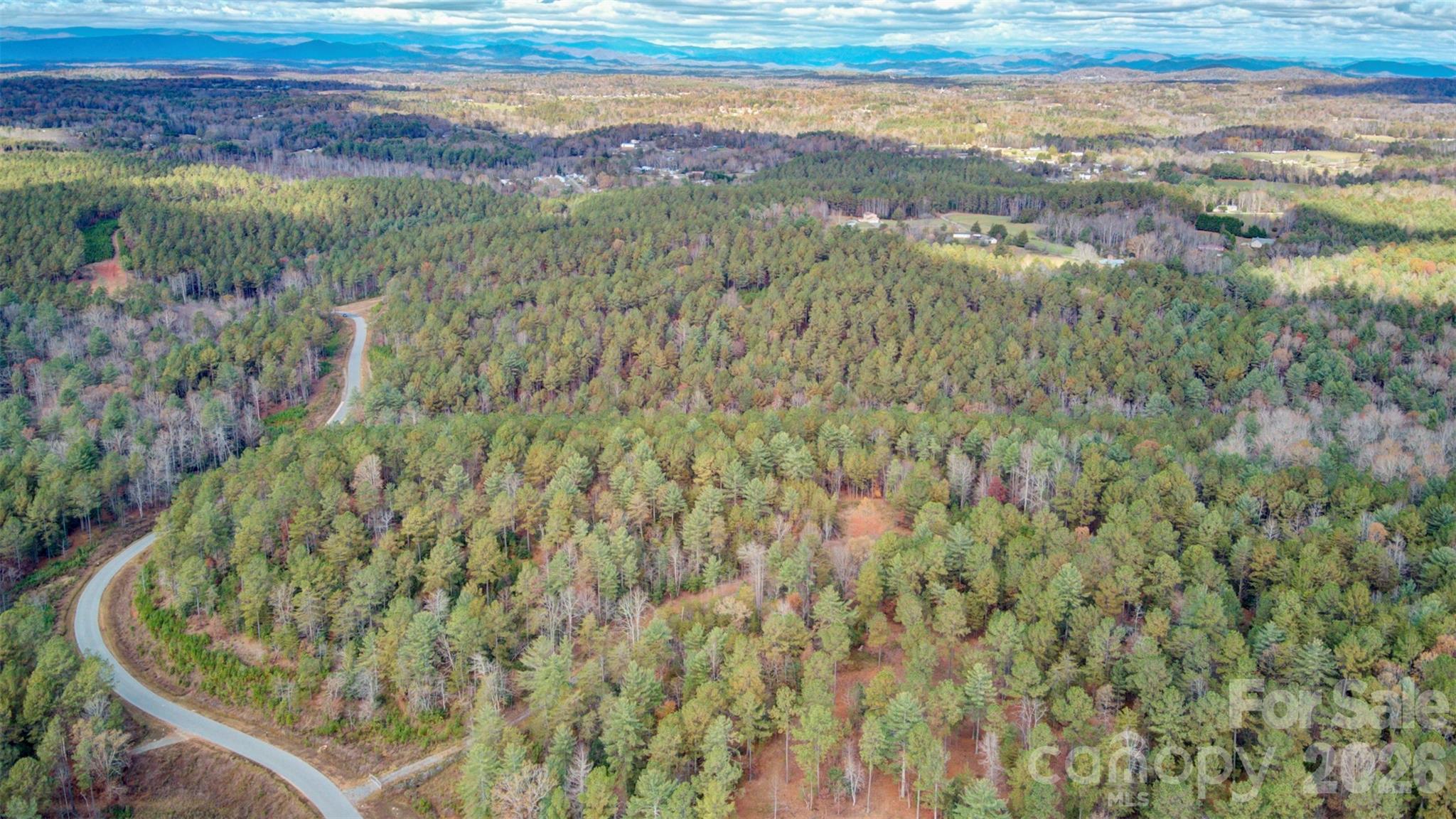 The Waterfront Club - Land