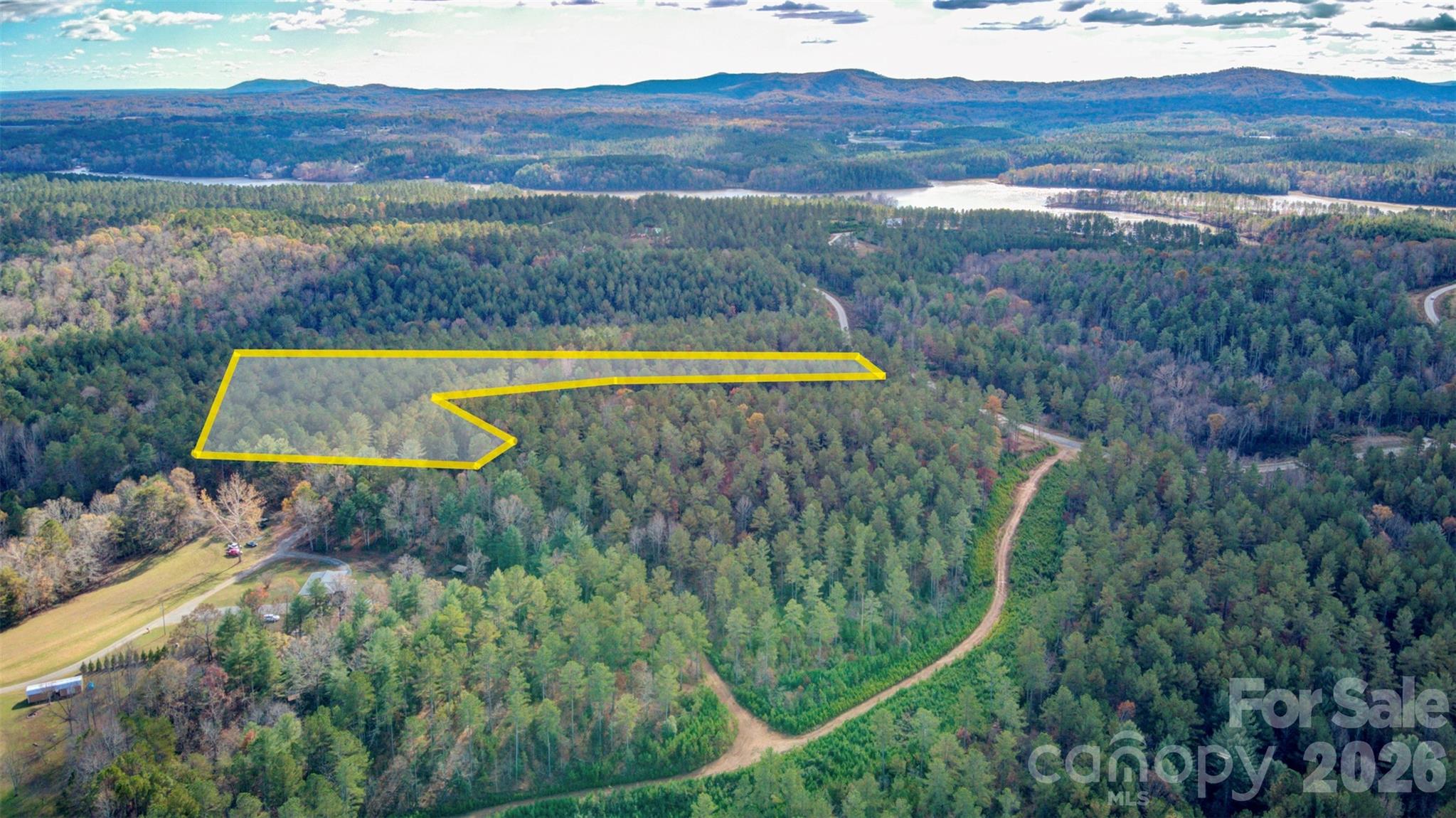 The Waterfront Club - Land