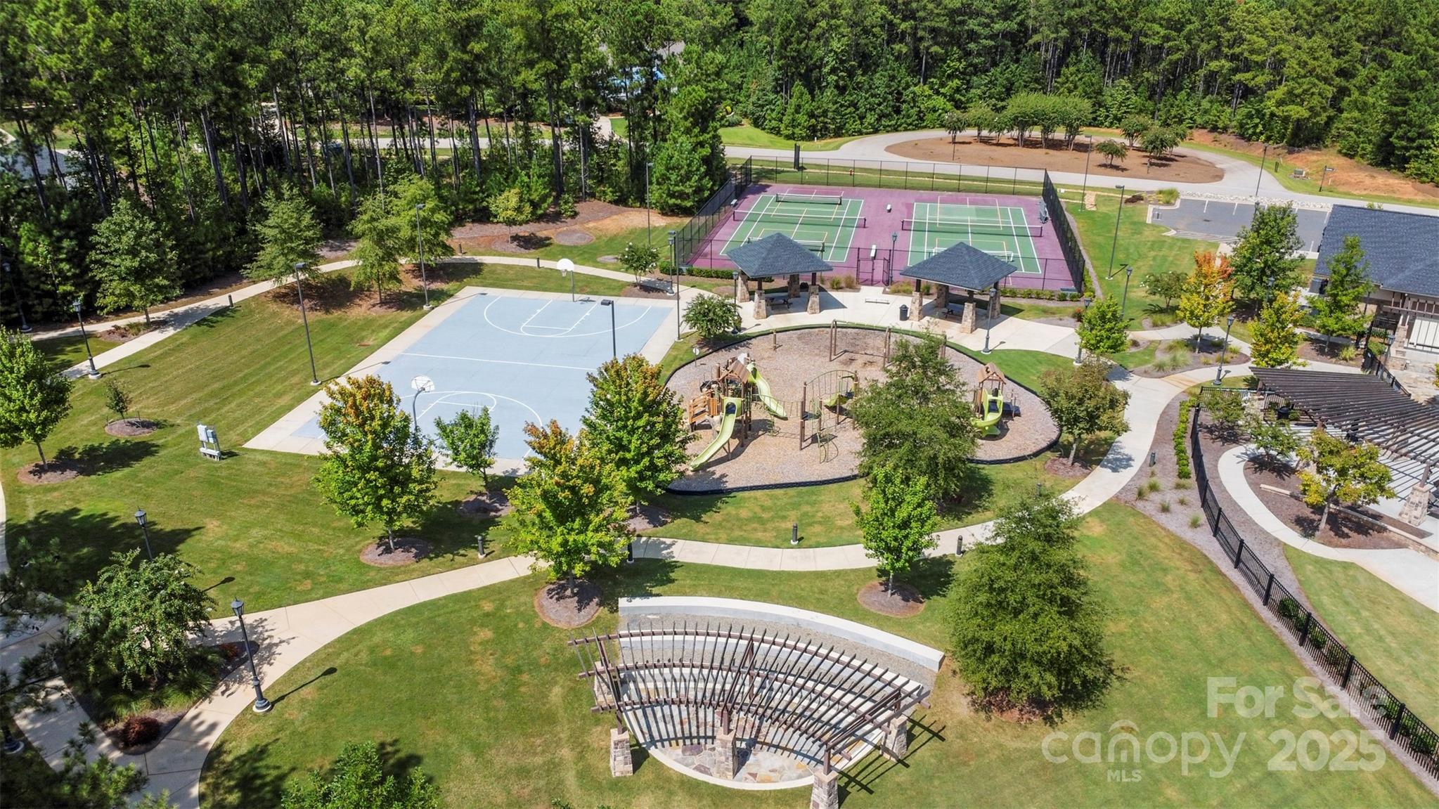 Riverchase Estates - Residential