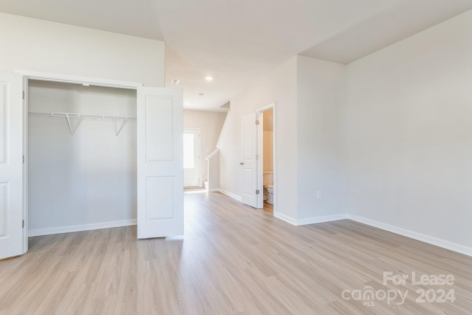 McKee Creek Village - Residential Lease