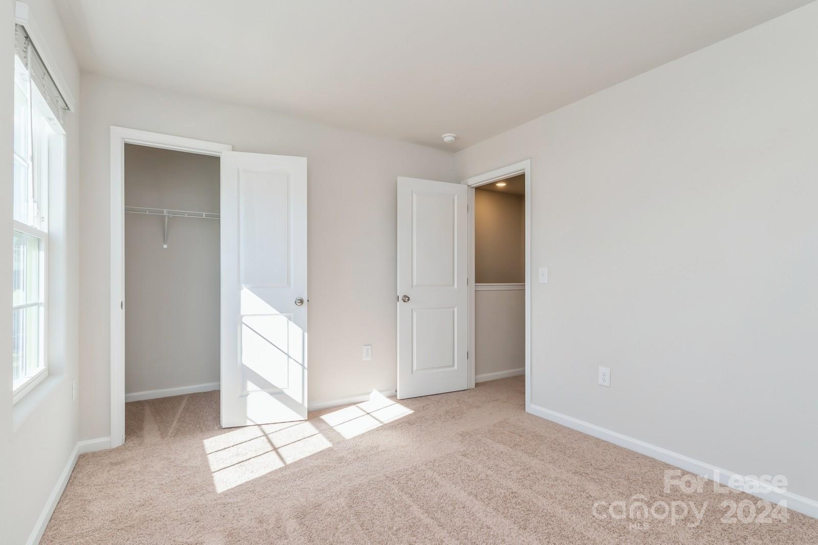 McKee Creek Village - Residential Lease