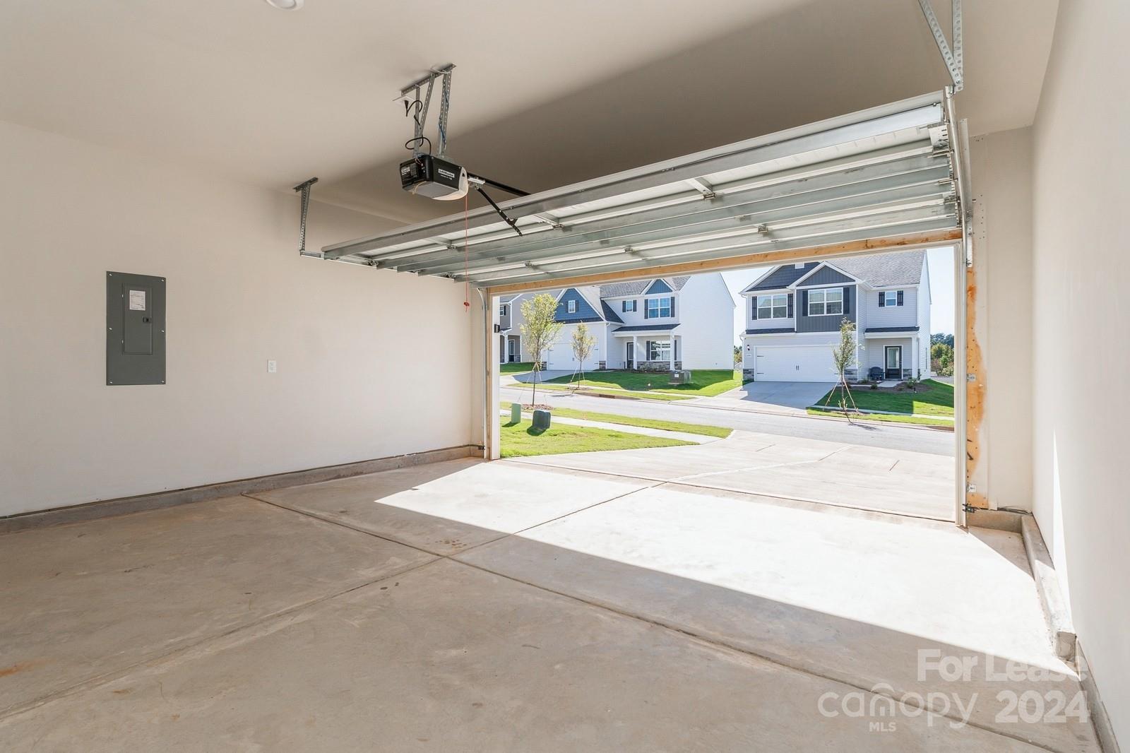 McKee Creek Village - Residential Lease