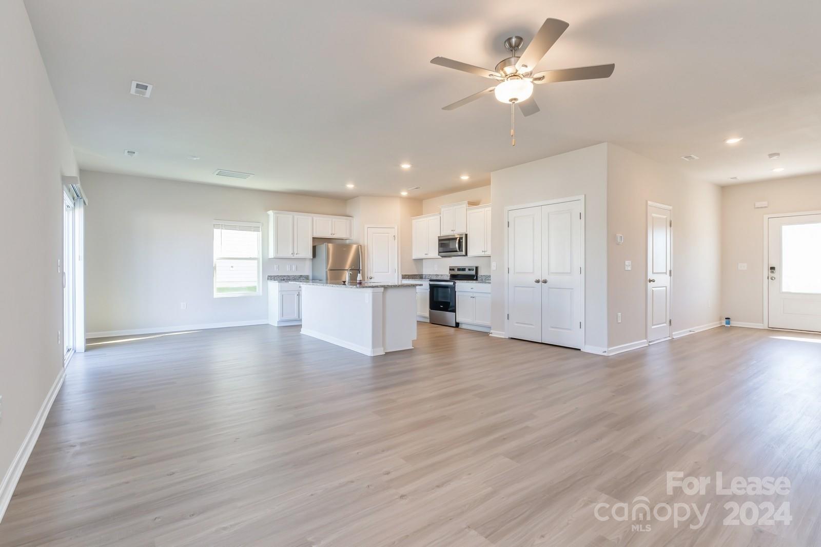 McKee Creek Village - Residential Lease