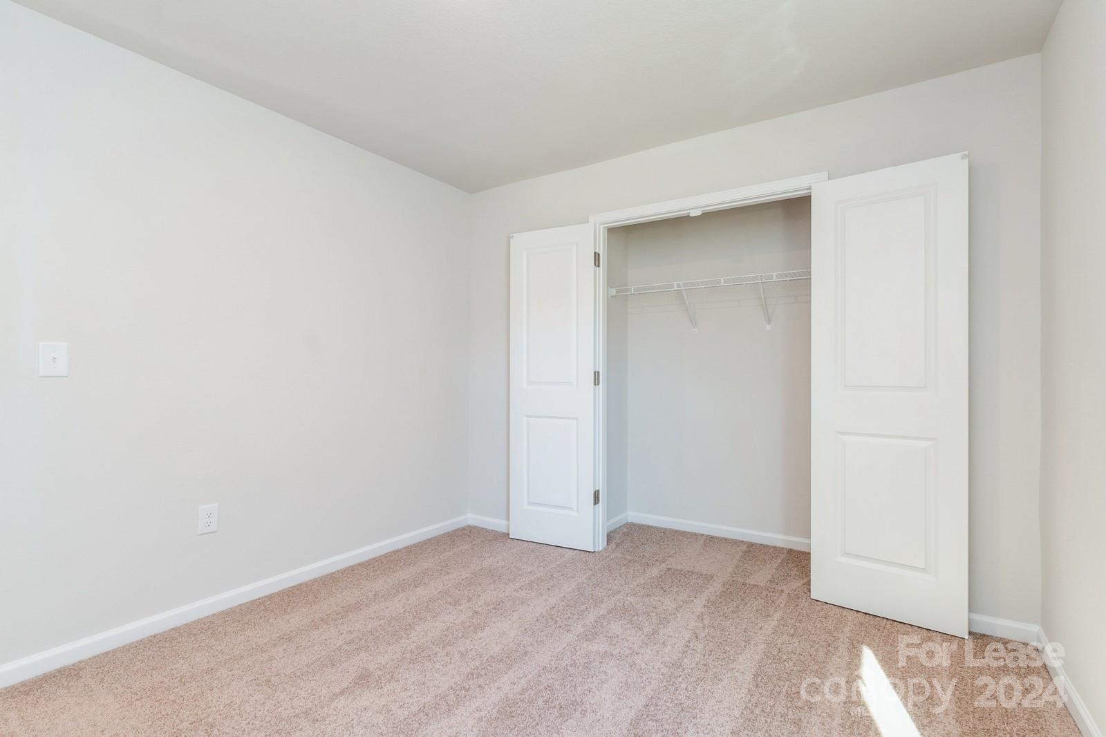 McKee Creek Village - Residential Lease