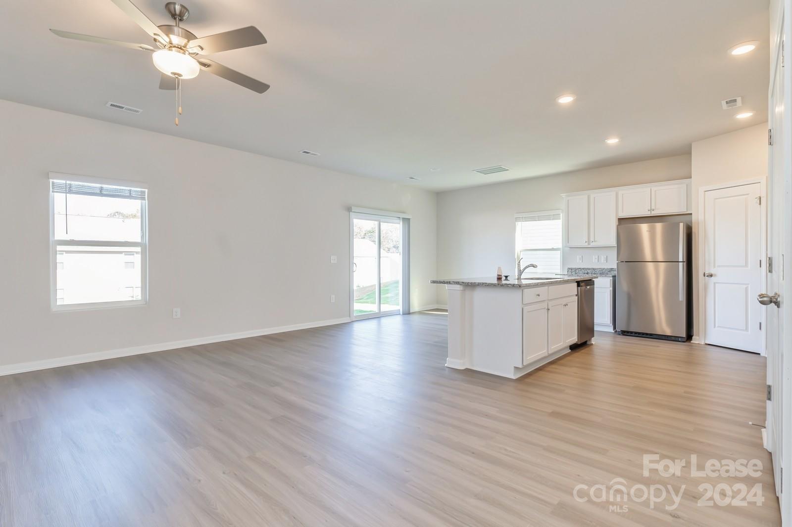 McKee Creek Village - Residential Lease