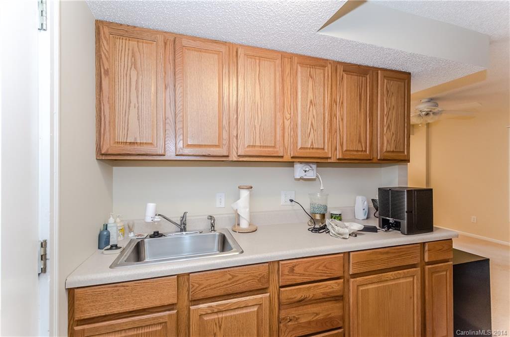 Tega Cay - Residential