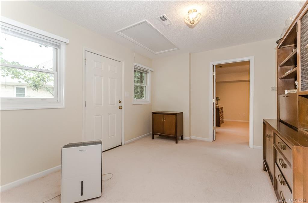 Tega Cay - Residential