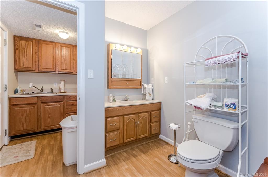 Tega Cay - Residential