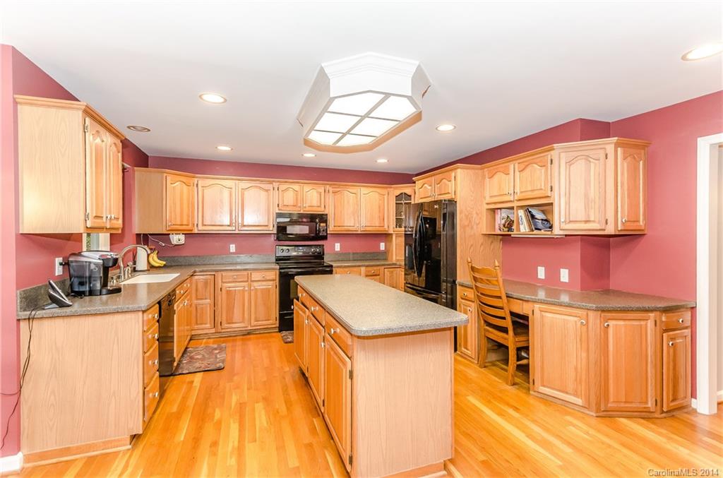 Tega Cay - Residential