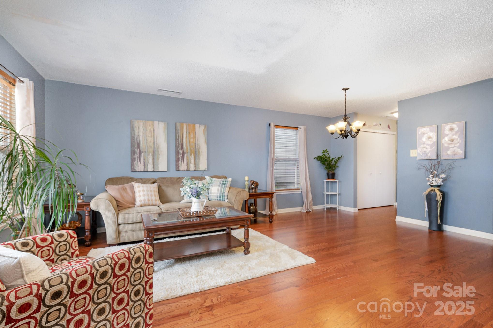 2005 Dunsmore Lane