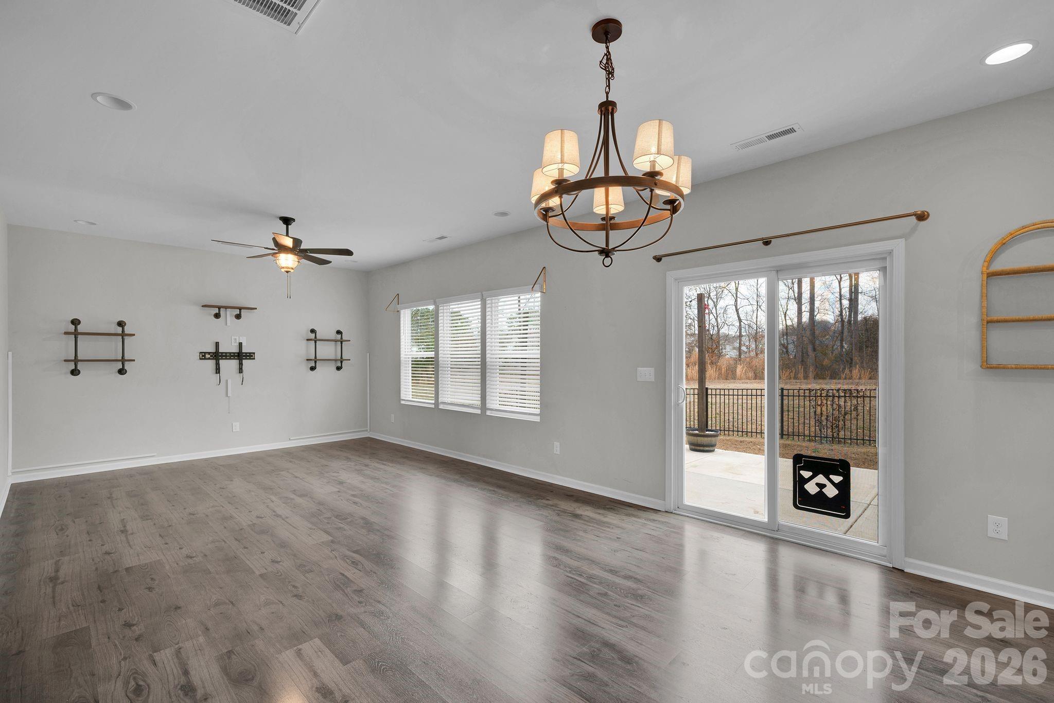 Austen Lakes - Residential