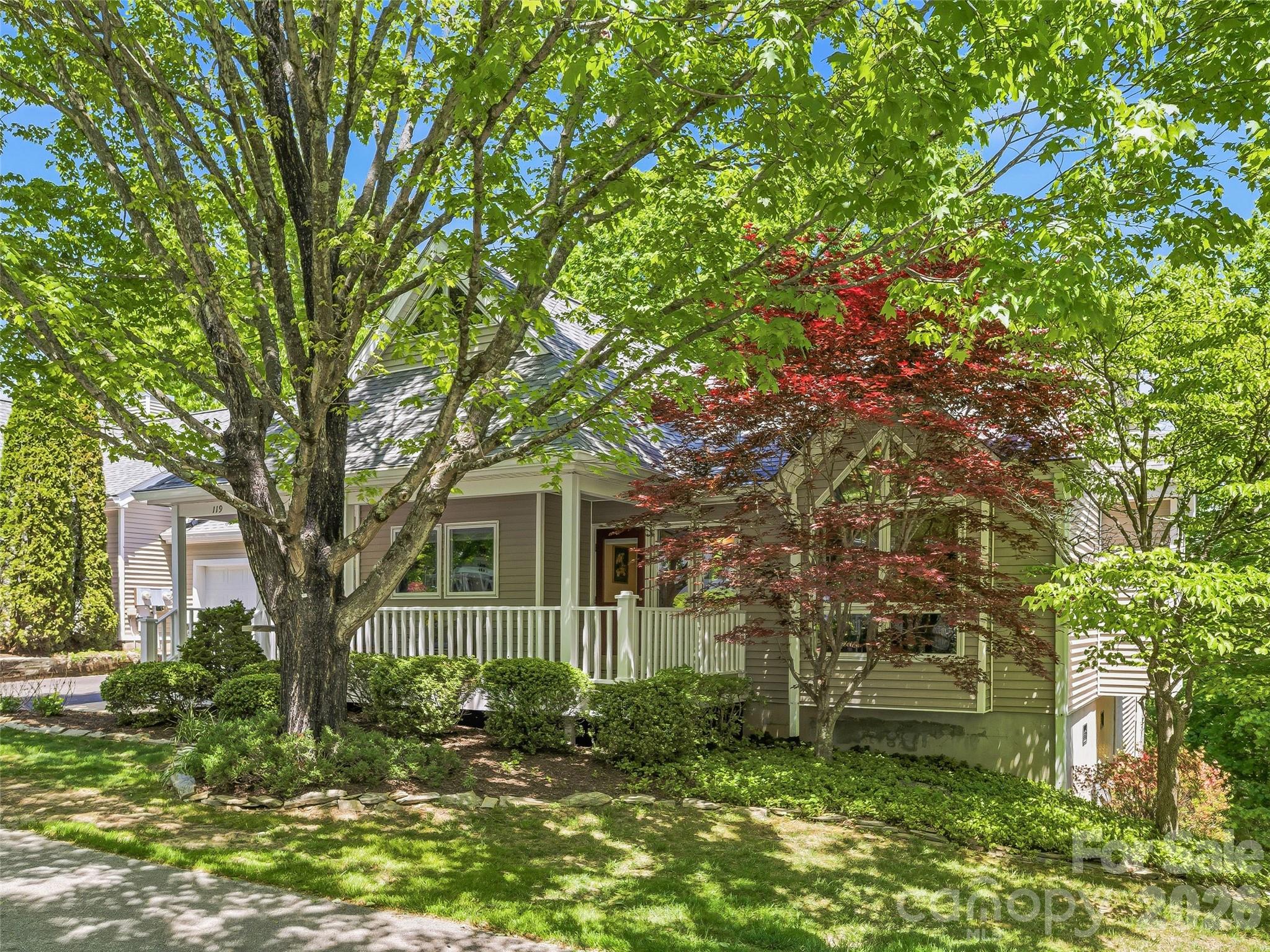119 Carriage Walk Lane