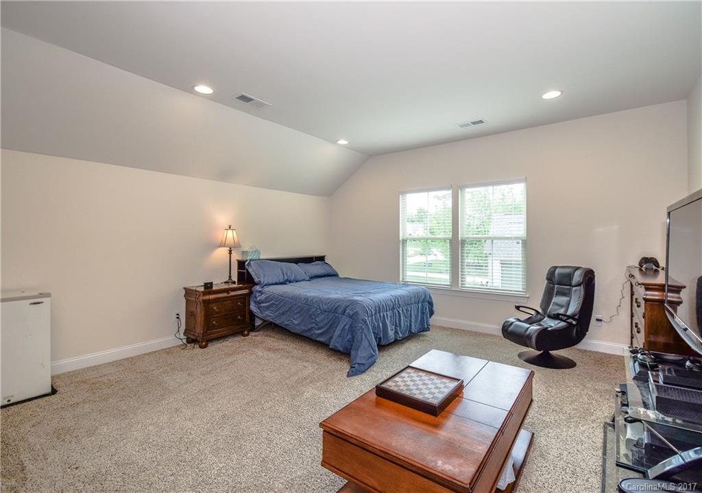 Falls Cove - Residential