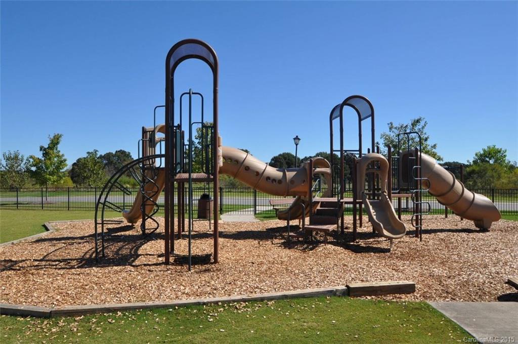 Fieldstone Farm - Residential