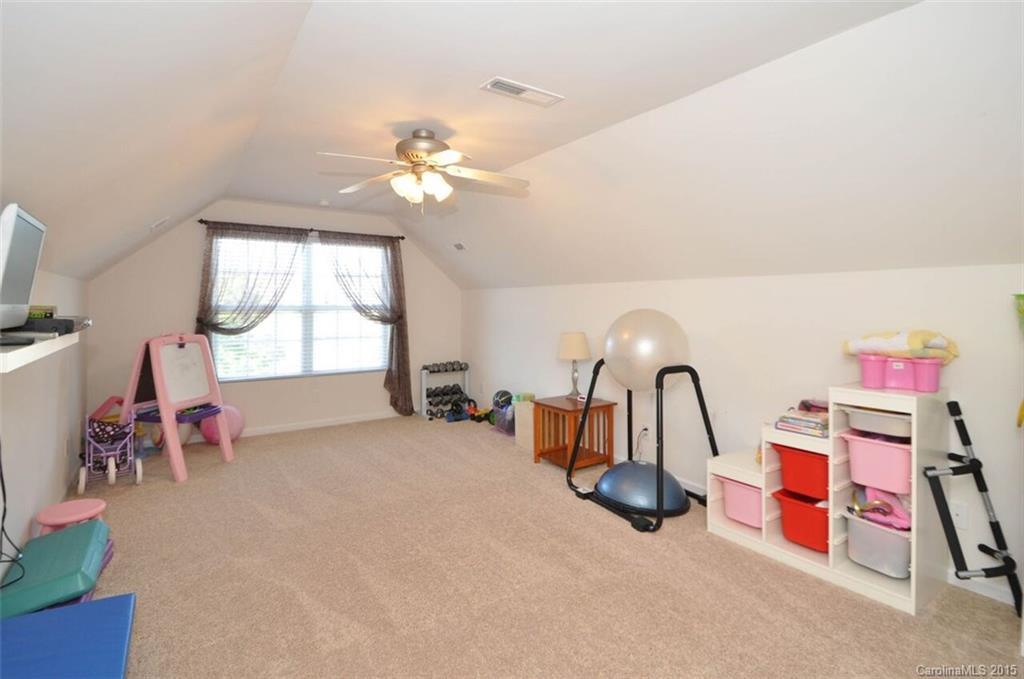 Fieldstone Farm - Residential