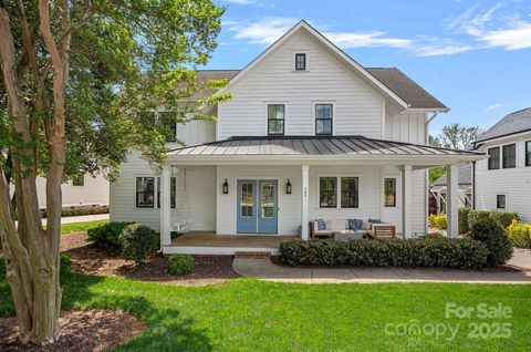 309 Catawba Avenue Davidson NC 28036