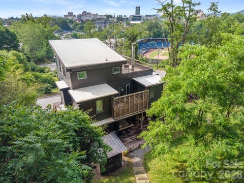 Photo of 53 Buchanan Place, Asheville, NC 28801 (MLS # 4386804)