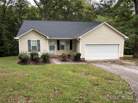 1951 Northridge Court Statesville NC 28625