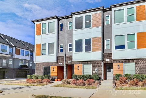 Photo of 338 E Cama Street, Charlotte, NC 28217 (MLS # 4330717)