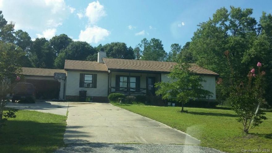 Vinyl ranch on large lot. Spacious Great Room with wood-burning fireplace. Eat-in kitchen w/ bay window dining area. 3 BDRM and 2 Full Bath. Master Bedroom comes with a private bath. Large paved driveway, attached garage and screen porch.