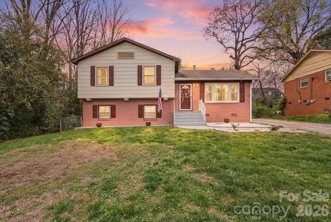 8224 Carrolwood Drive Charlotte NC 28217