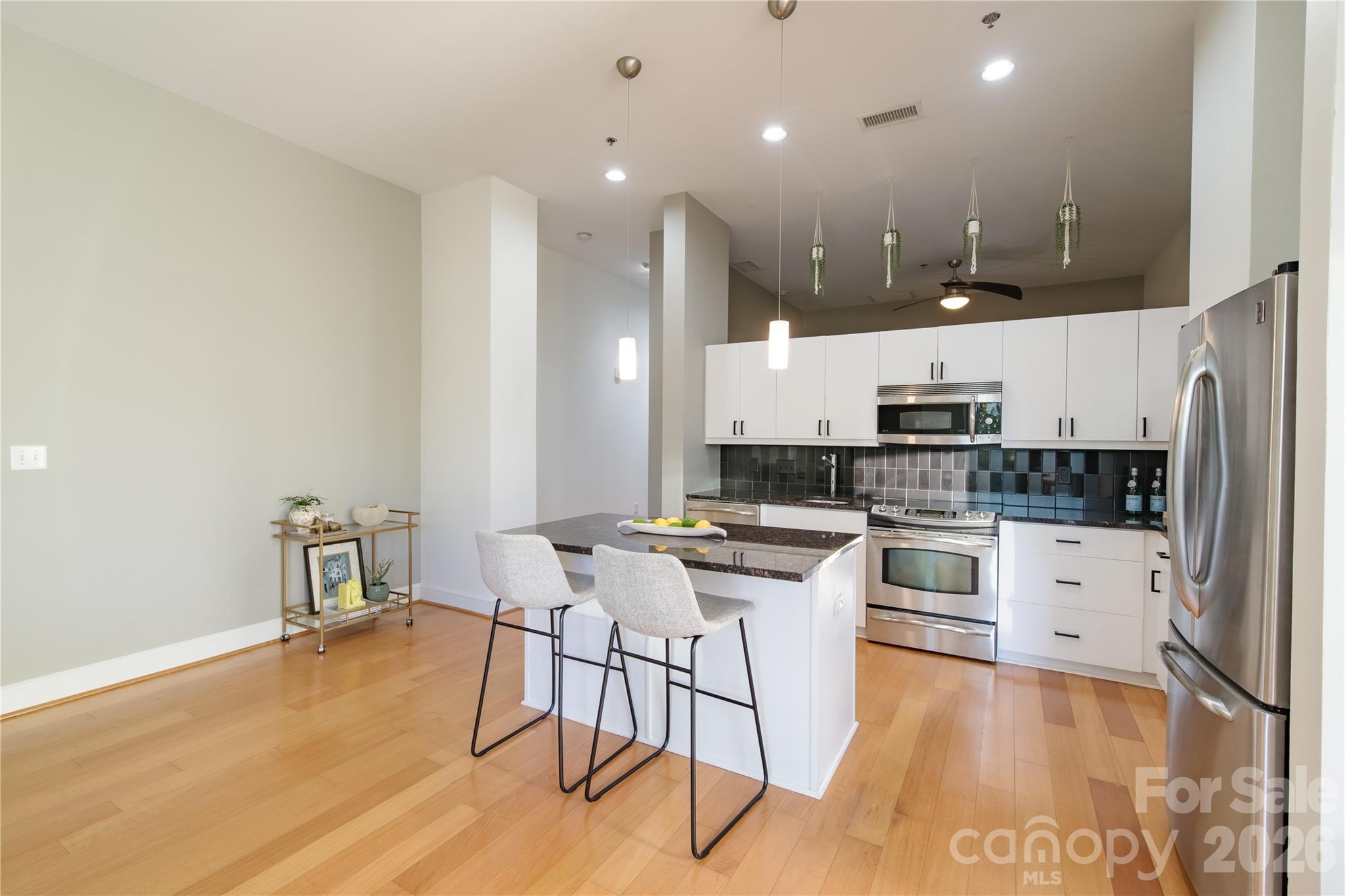 333 W Trade Street W 708