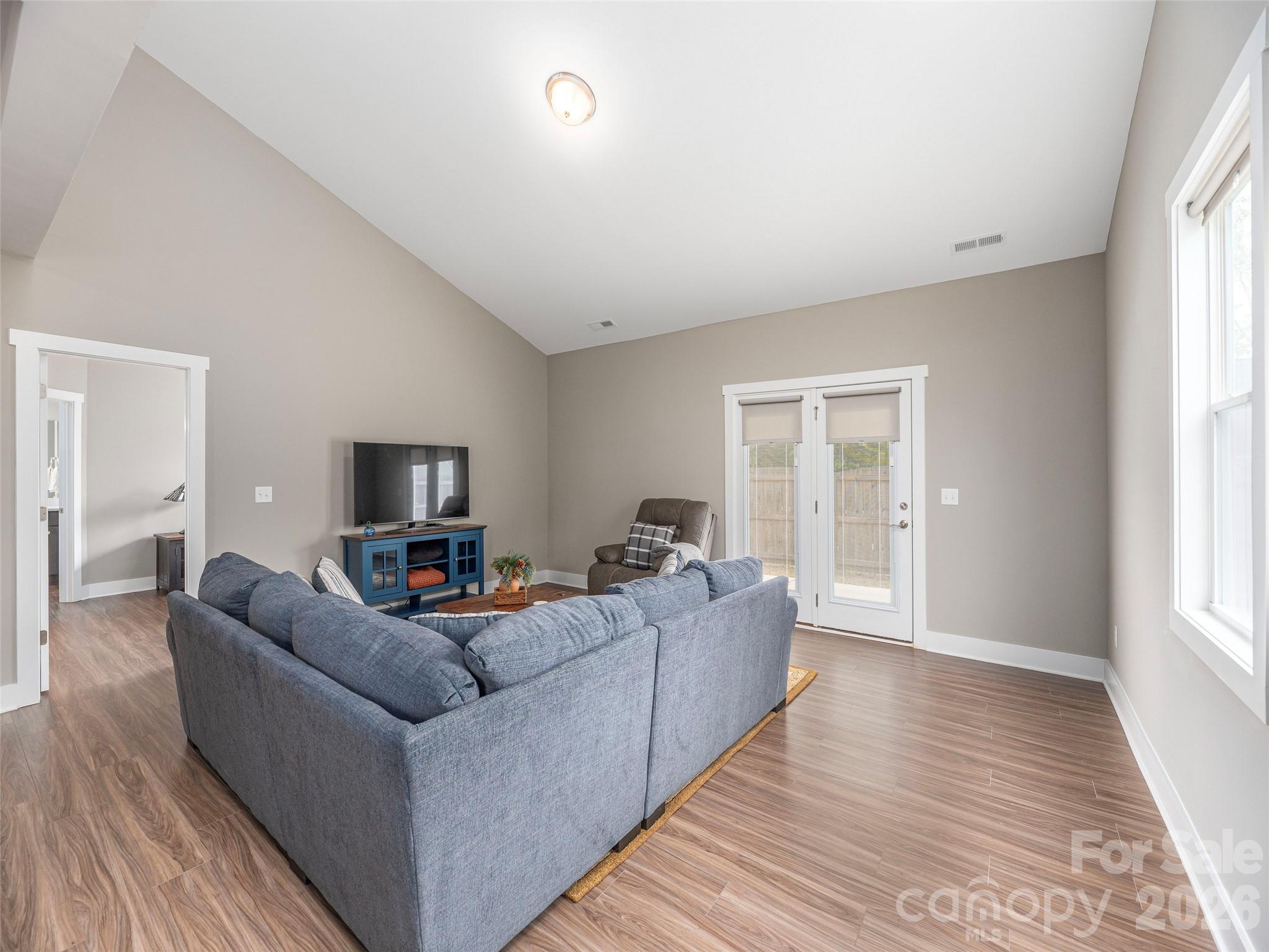 34 S Christie Court