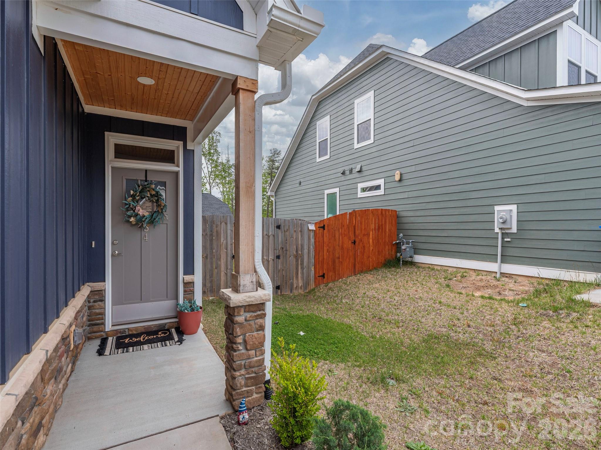 34 S Christie Court