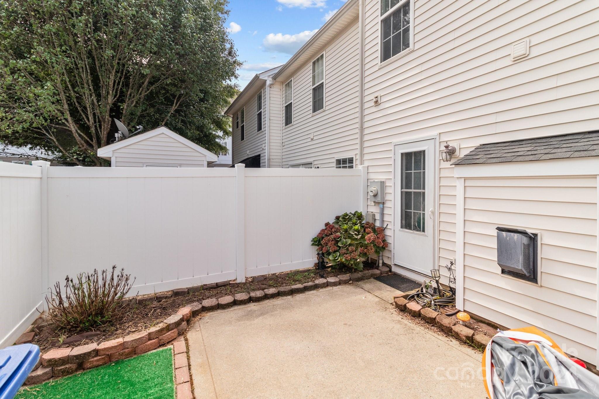 Oakhurst - Residential