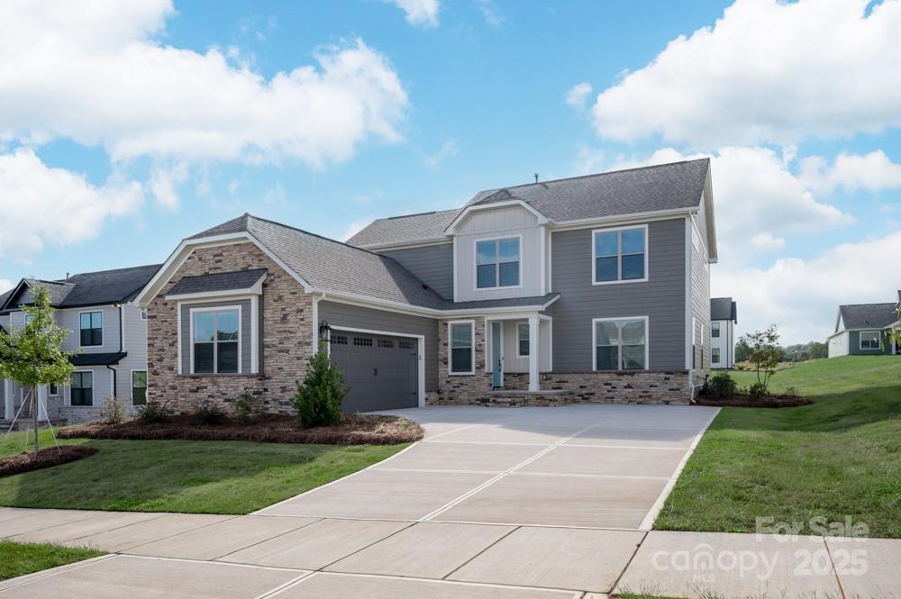 2084 Fordhill Street