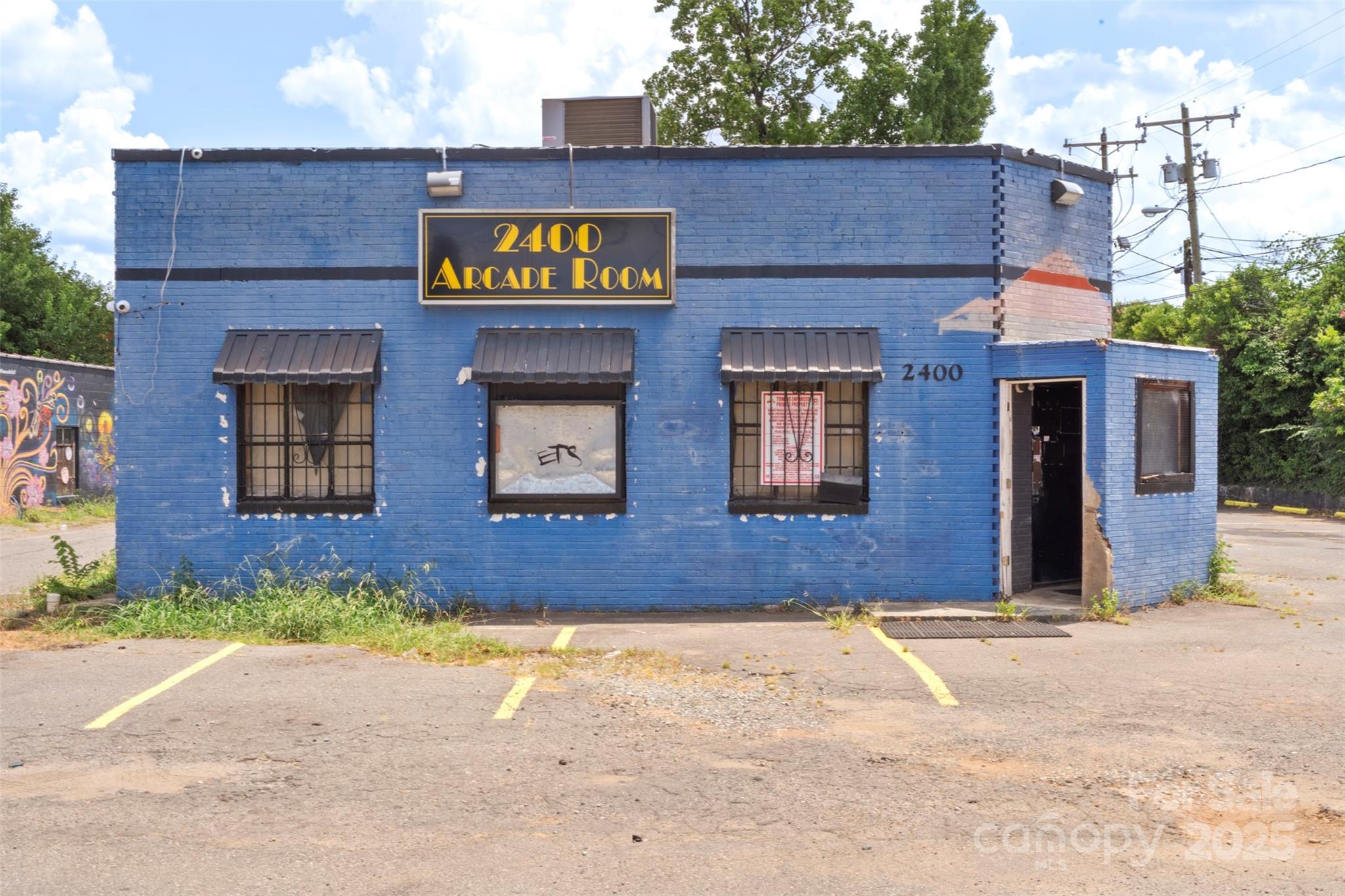 2400 N Tryon Street