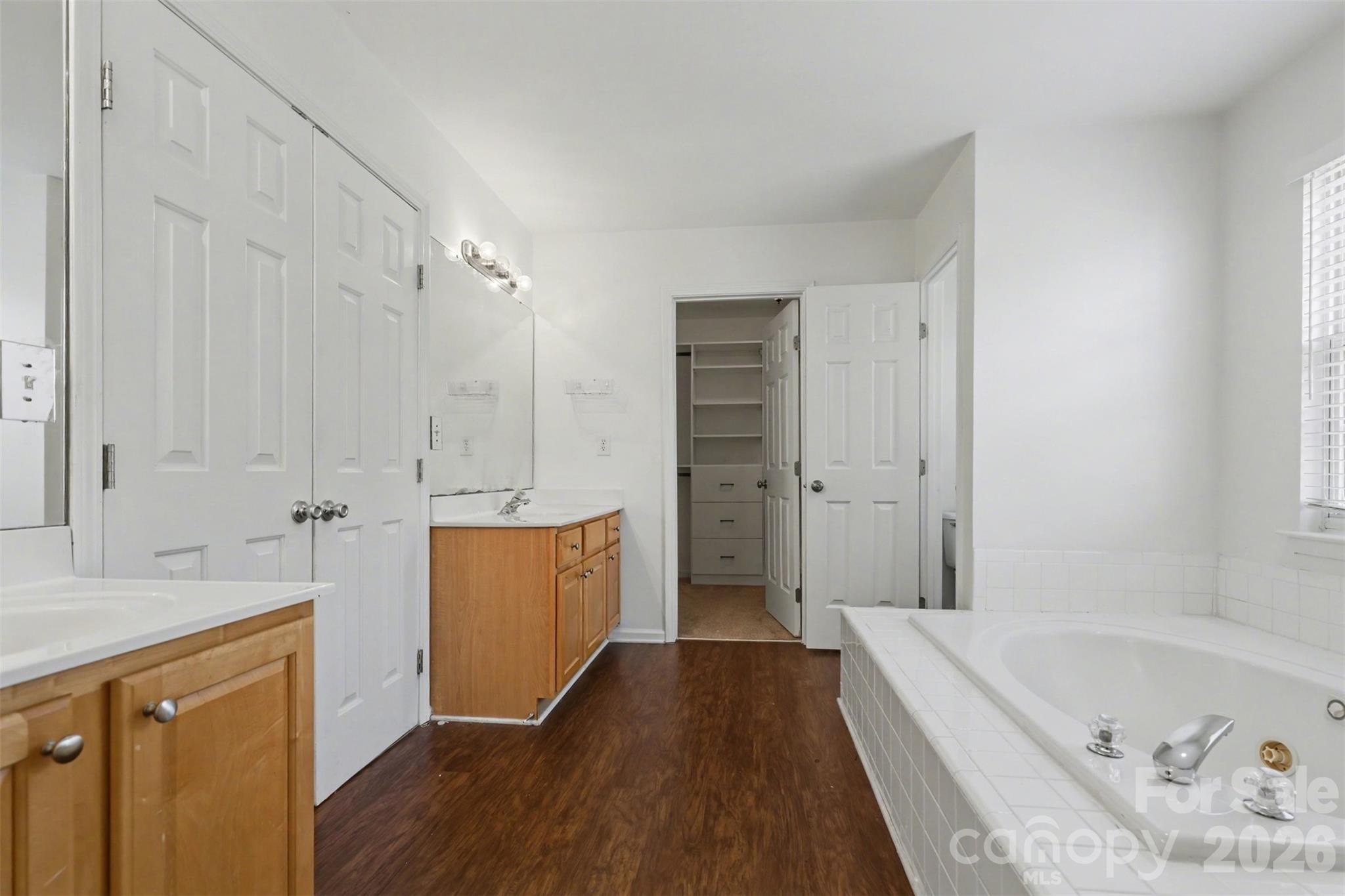 Stoney Creek - Residential