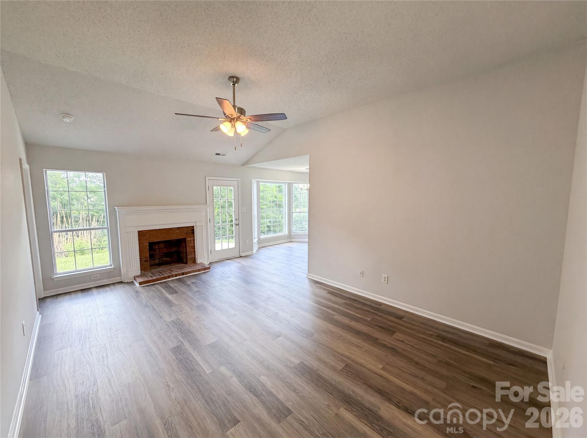1633 Gordon Walters Drive