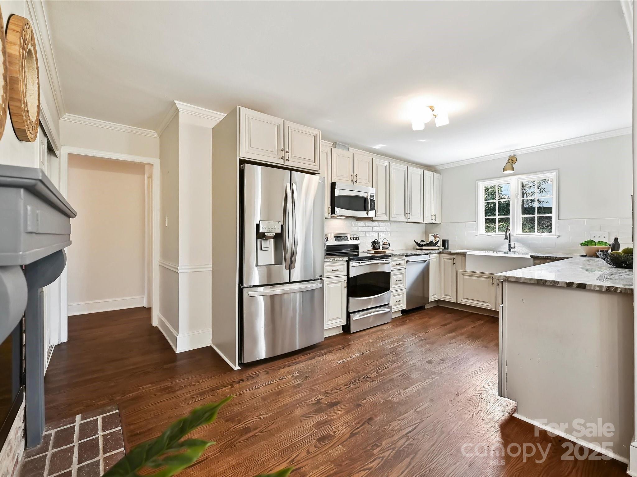 Barclay Downs - Residential