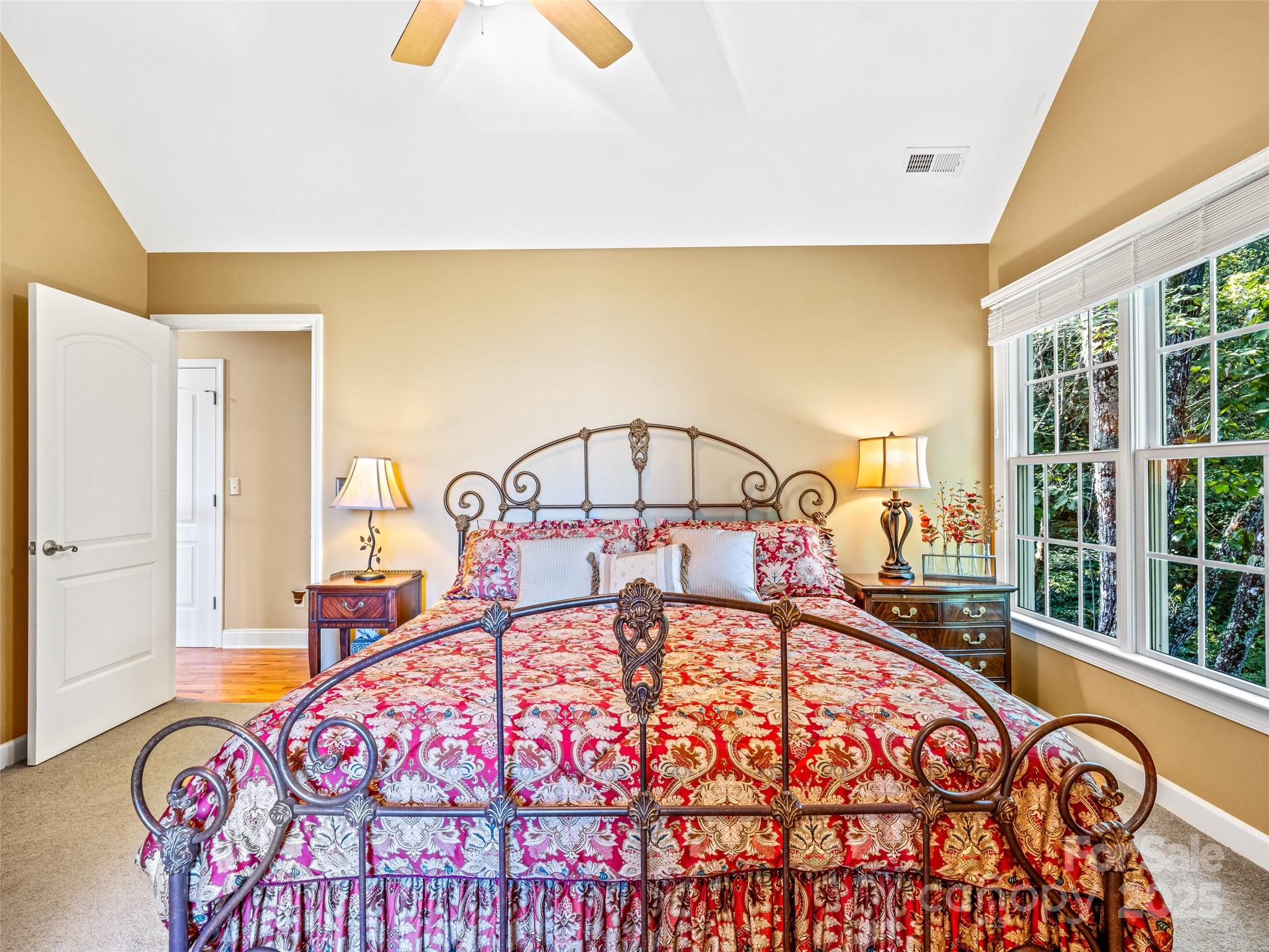 Knob Ridge - Residential