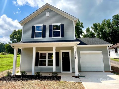 907 W Georgia Avenue Bessemer City NC 28016