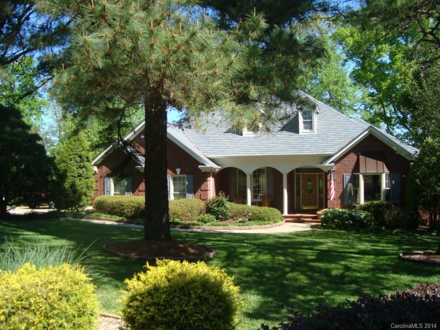 GOLF COURSE RANCH STYLE HOME! Lovely 4 bdrm ranch home, originally in the Parade of Homes, many improvements including new 5 pc master bath, new roof, paint & carpet, instant hot water, Nest thermostat, new furnace in 2008, stainless appliances, gas range. Glass enclosed sun room. Hardwood, carpet & tile throughout. Granite counter tops in kitchen & bathrooms. Two level deck & patio w/ fire pit. Professionally landscaped w/sprinkler system. Immaculate home w/ a lot of TLC. Sure to sell quickly!!