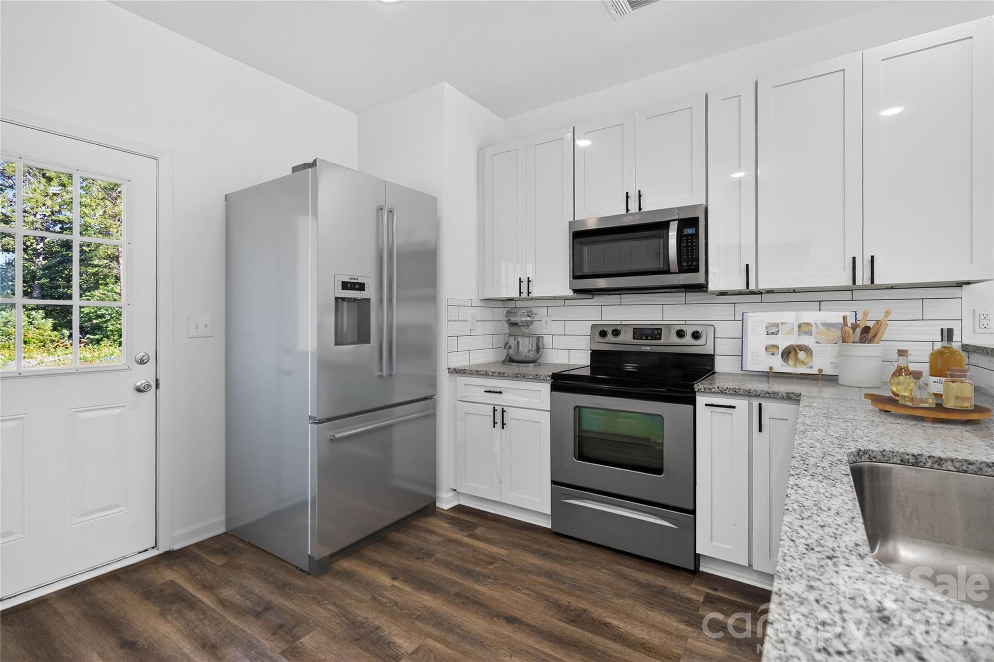 2110 Pinnacle View Drive