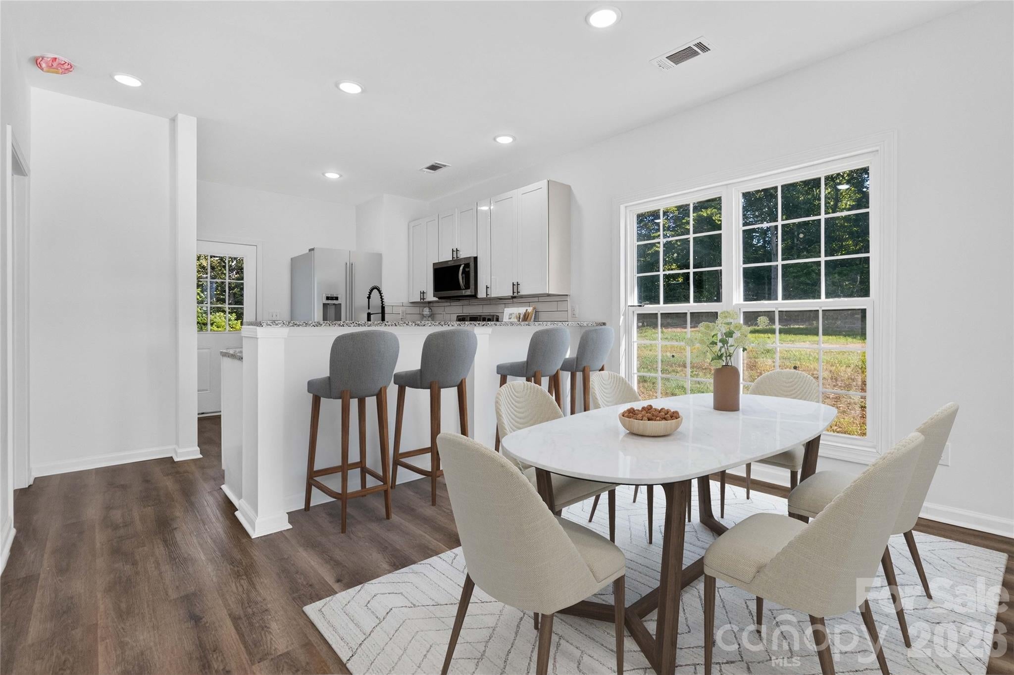 2110 Pinnacle View Drive