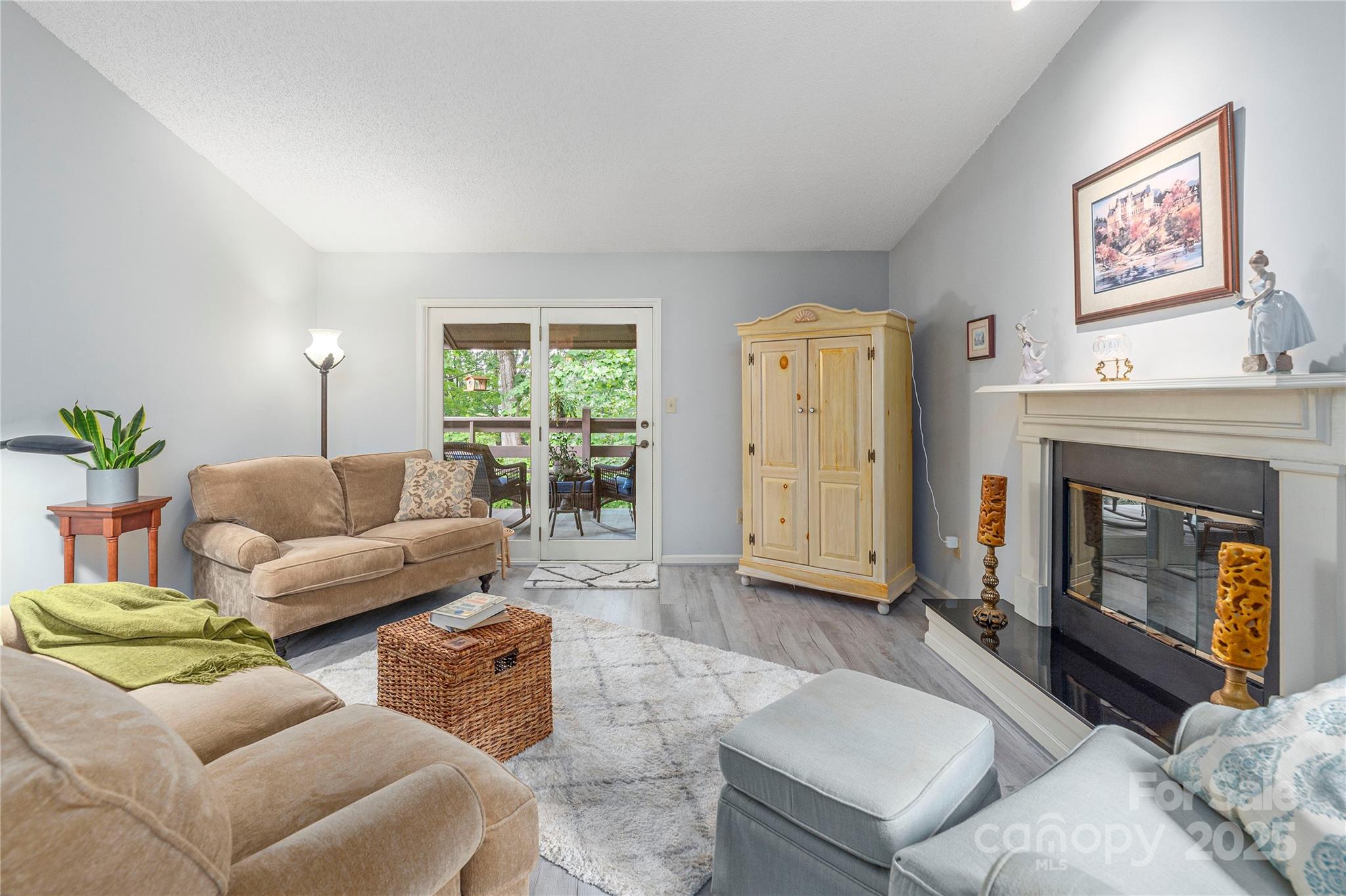 305 Piney Mountain Drive Q4