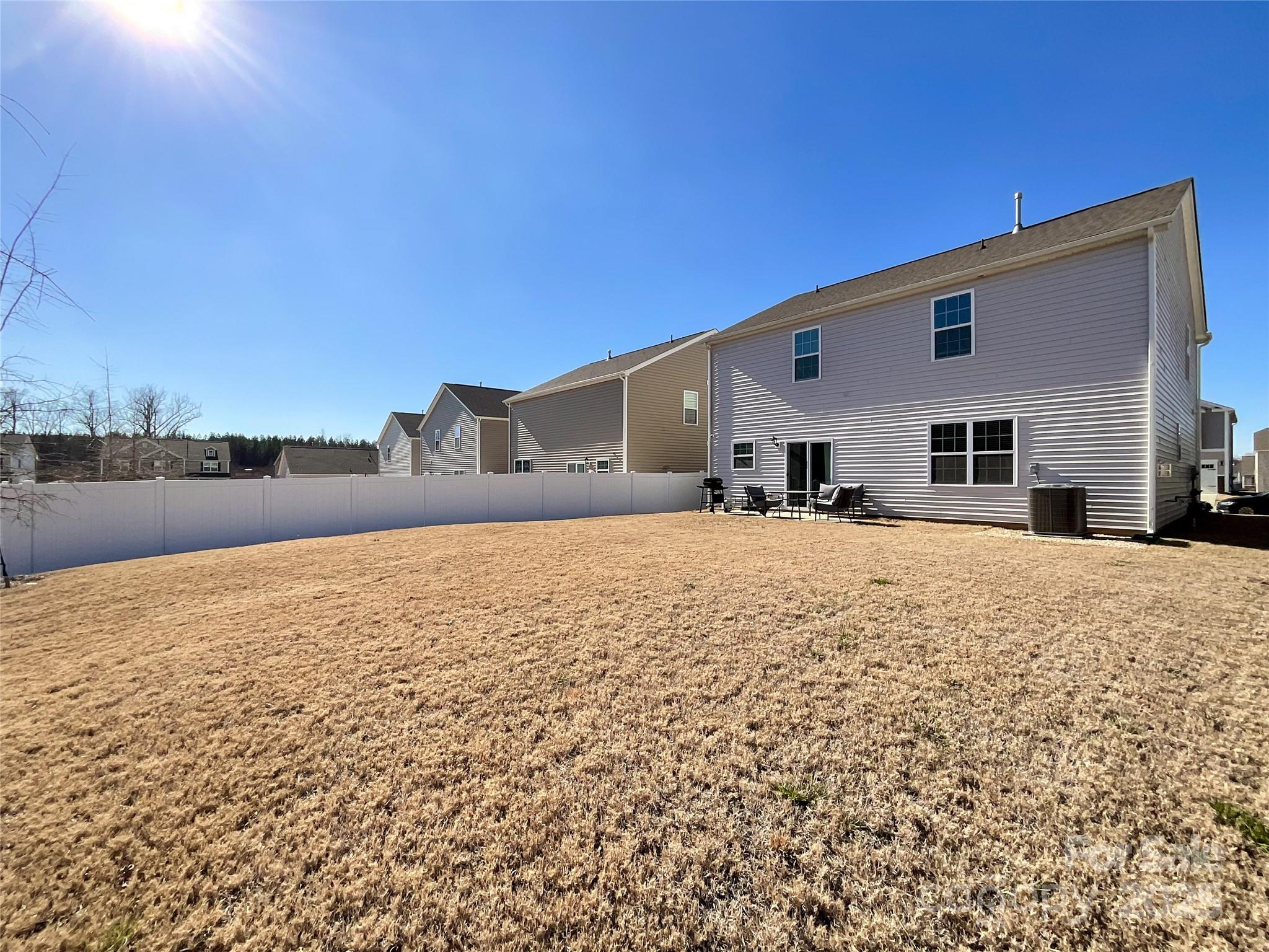 NOLEN FARM - Residential