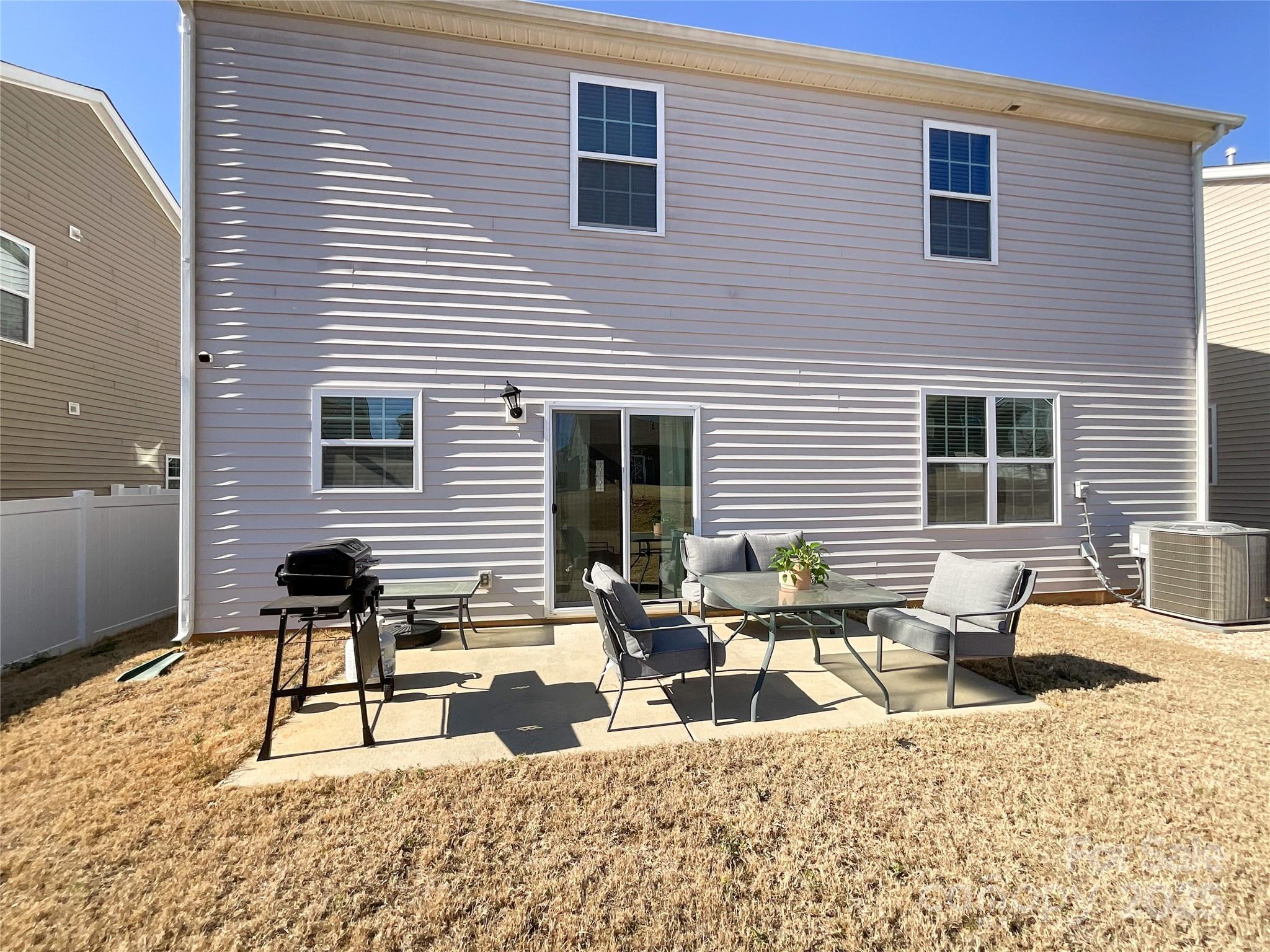 NOLEN FARM - Residential