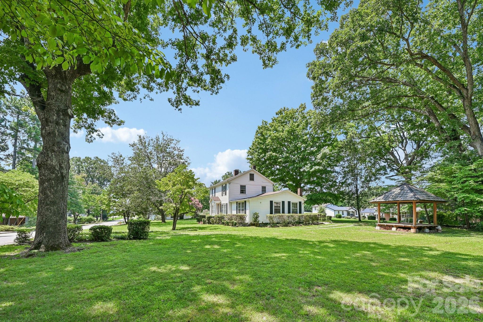 305 E Church Street