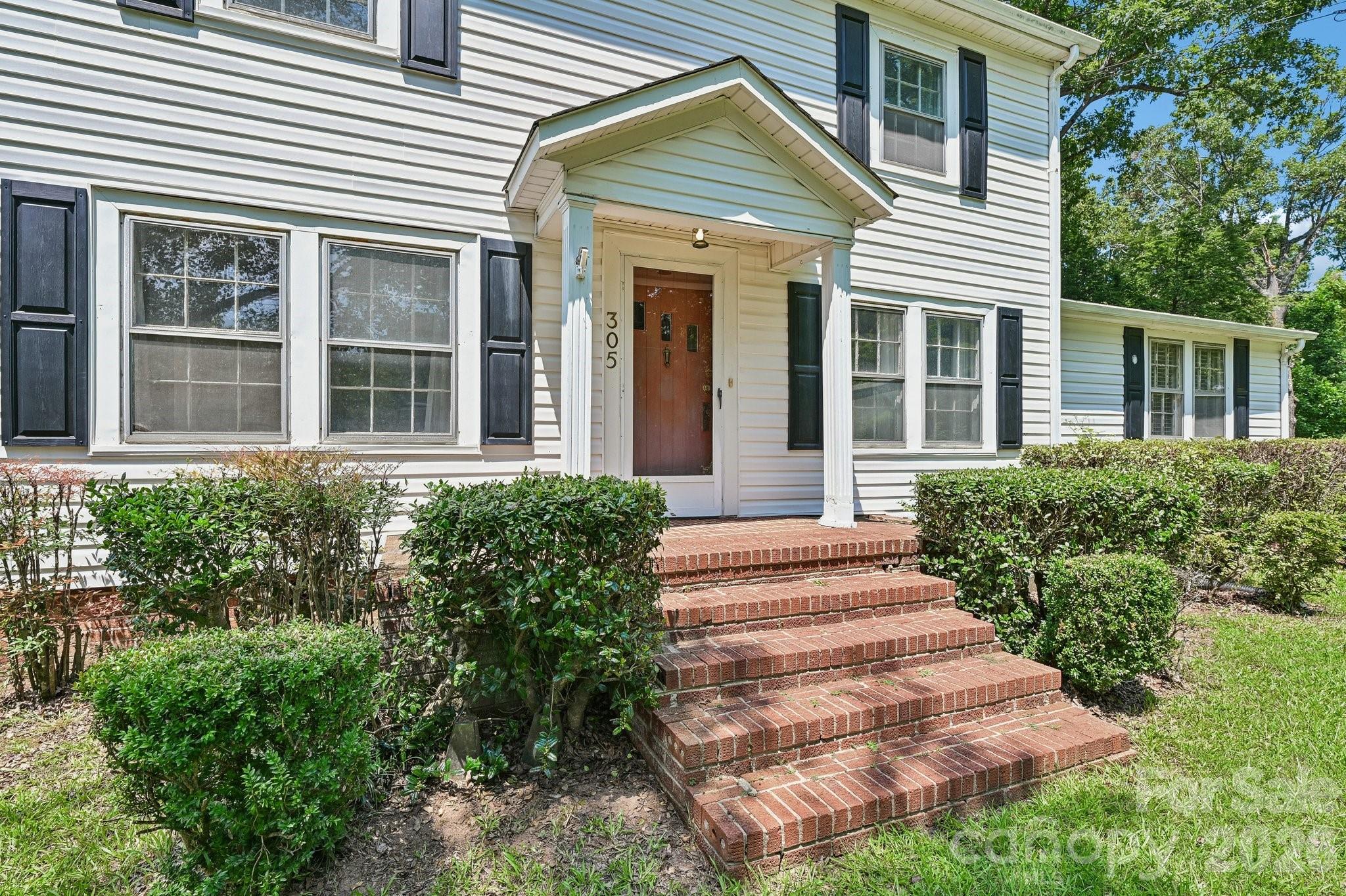 305 E Church Street