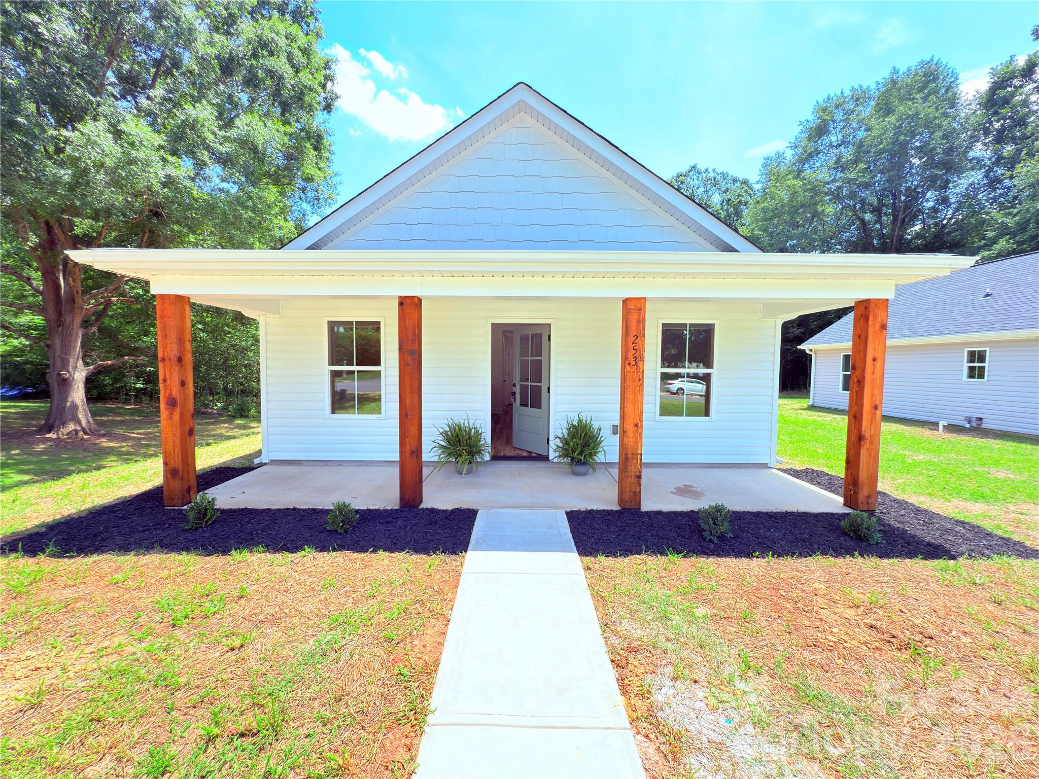 253 Anson Avenue