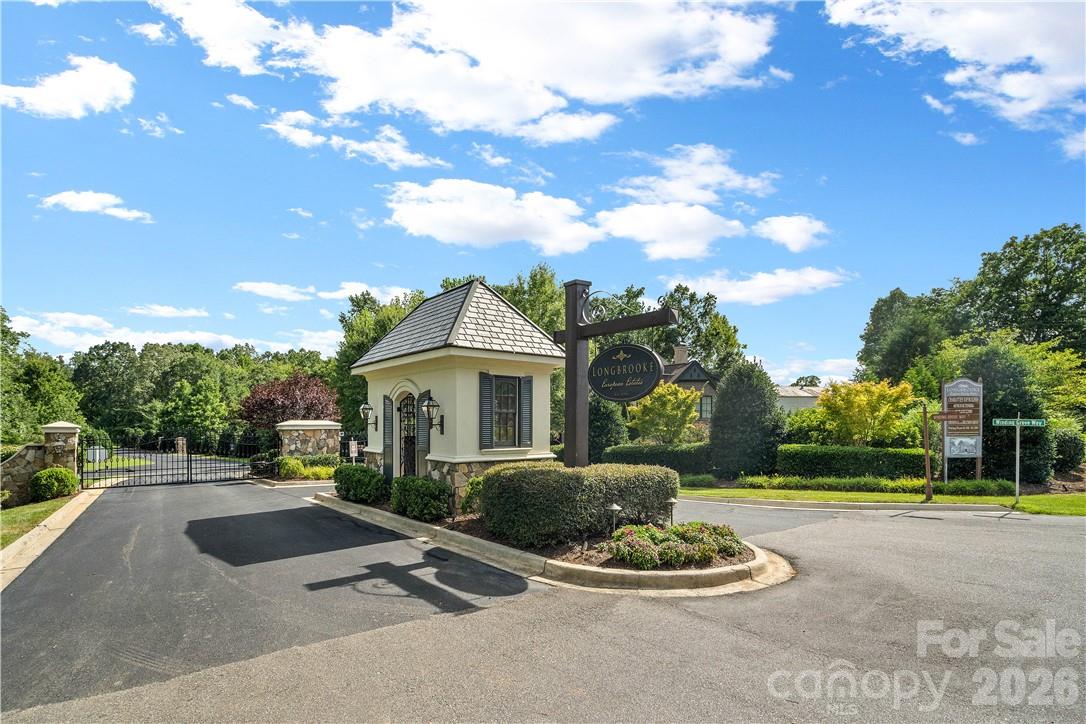 Longbrooke - Land